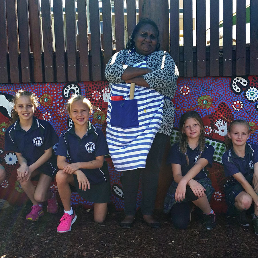 Meet the Artist - Loreen Samson